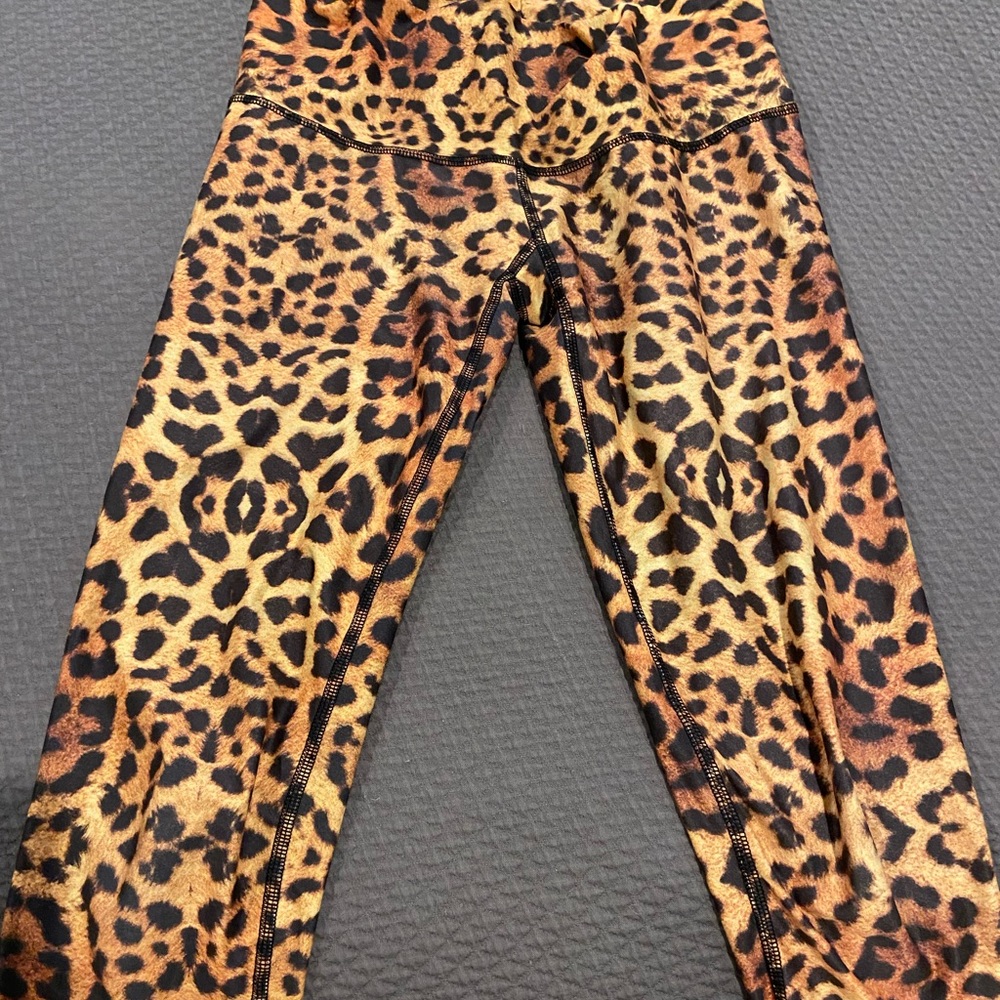 Teeki yoga pants